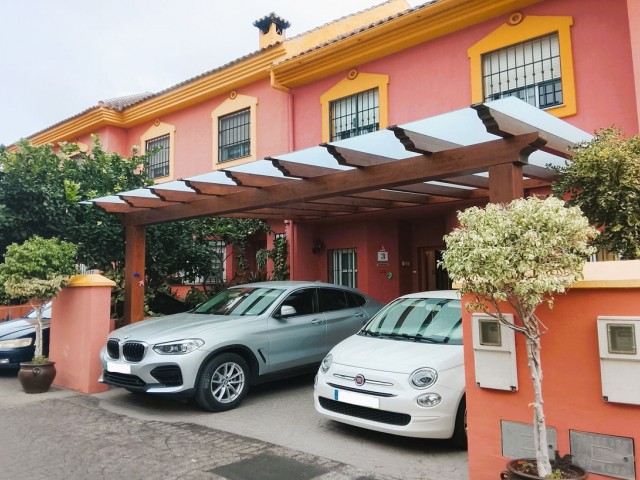 Rijtjeshuis, San Pedro de Alcántara