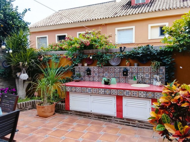 4 Slaapkamer Rijtjeshuis in San Pedro de Alcántara