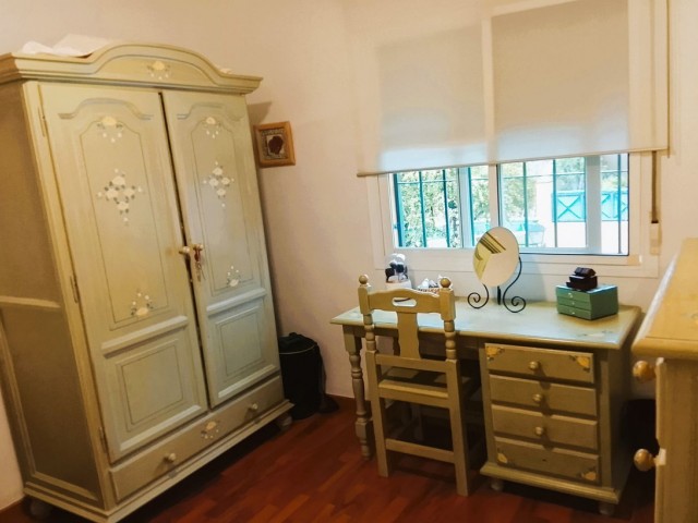 4 Slaapkamer Rijtjeshuis in San Pedro de Alcántara