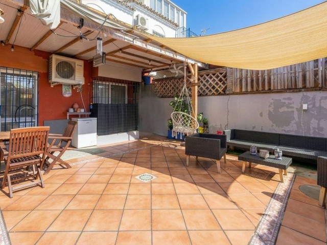 3 Bedrooms Townhouse in Estepona