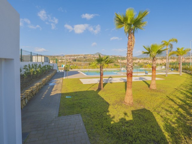 4 Bedrooms Villa in Estepona