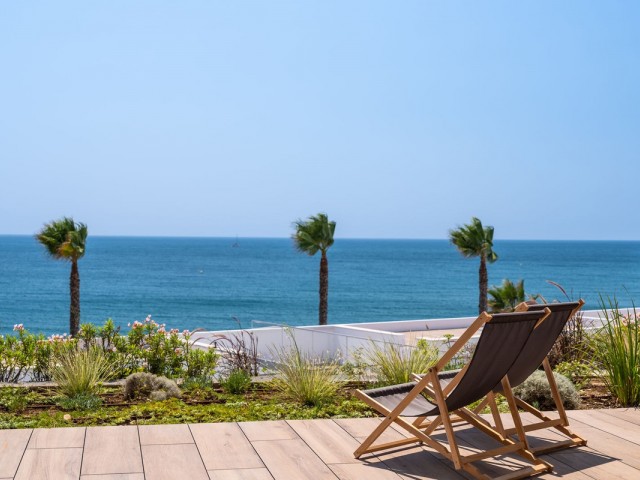 2 Bedrooms Apartment in Estepona
