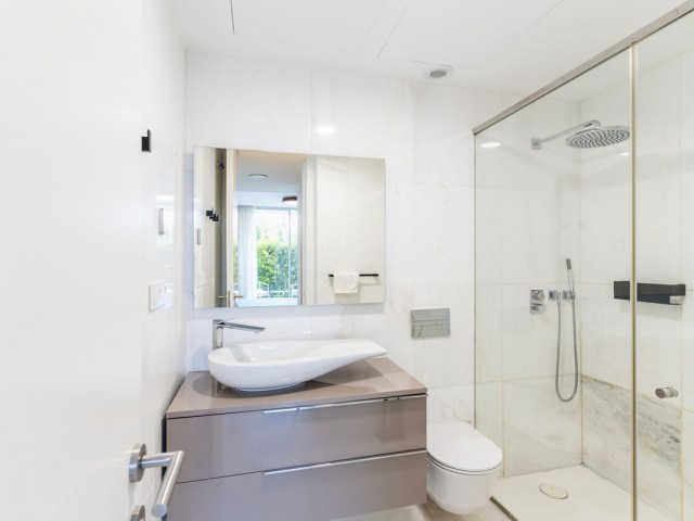 2 Bedrooms Apartment in Estepona