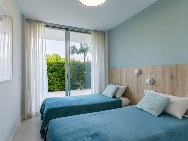 2 Bedrooms Apartment in Estepona