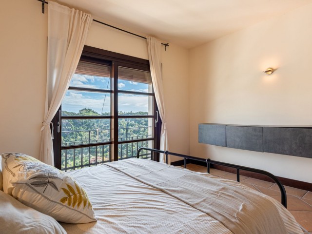 4 Bedrooms Townhouse in Benahavís