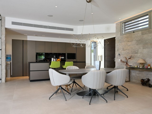 6 Schlafzimmer Villa in Marbesa