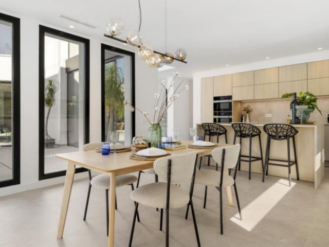 5 Soveroms Villa i Marbesa