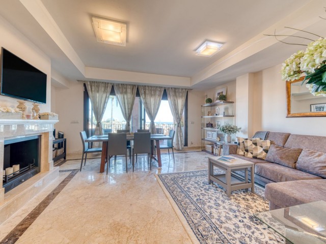 3 Bedrooms Townhouse in Estepona