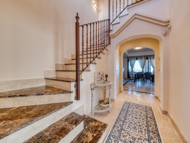 3 Makuuhuoneen Rivitalo Estepona