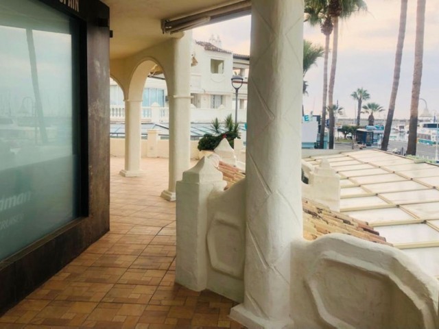 Commercial in Benalmadena Costa