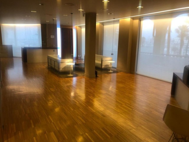 Commercial in Benalmadena Costa