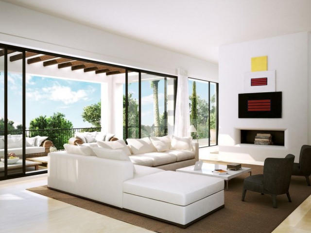 Villa con 6 Dormitorios  en Casares