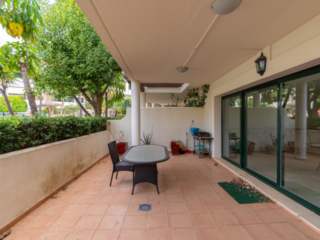 4 Bedrooms Townhouse in Estepona