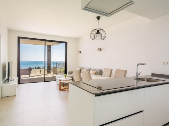 2 Bedrooms Apartment in Fuengirola