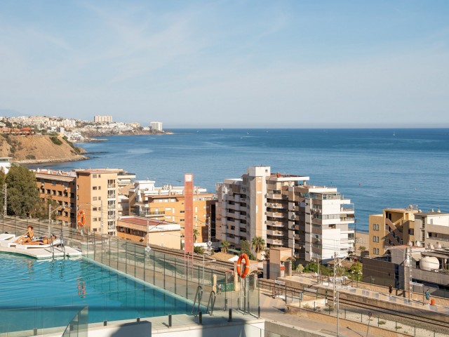 2 Bedrooms Apartment in Fuengirola
