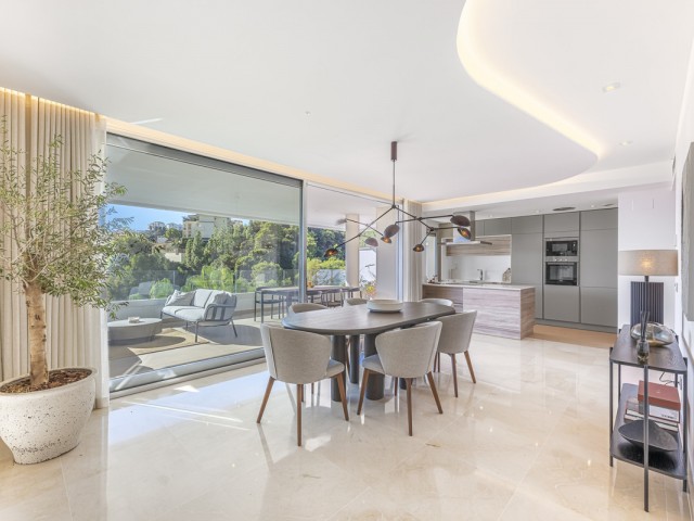 3 Bedrooms Apartment in Benahavís