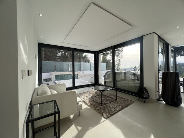 4 Schlafzimmer Villa in Nueva Andalucía