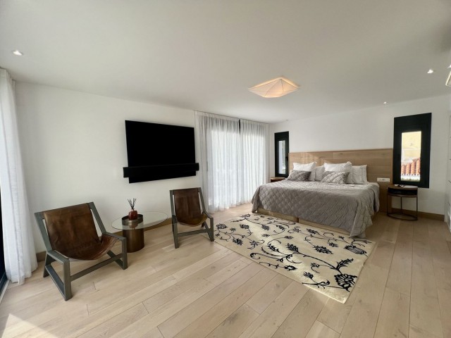 4 Schlafzimmer Villa in Nueva Andalucía