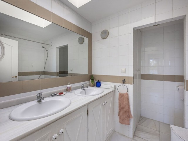 3 Slaapkamer Rijtjeshuis in Guadalmina Alta