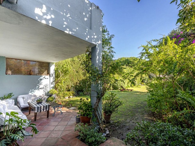 3 Slaapkamer Rijtjeshuis in Guadalmina Alta