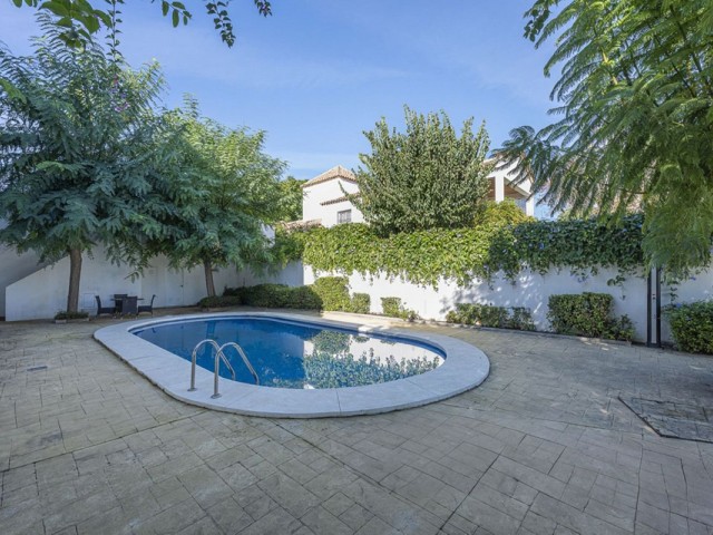 3 Slaapkamer Rijtjeshuis in Guadalmina Alta