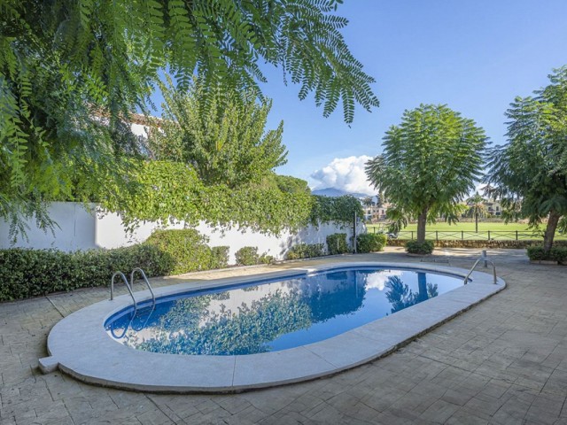 3 Slaapkamer Rijtjeshuis in Guadalmina Alta