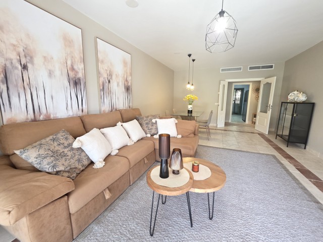 3 Bedrooms Apartment in Estepona