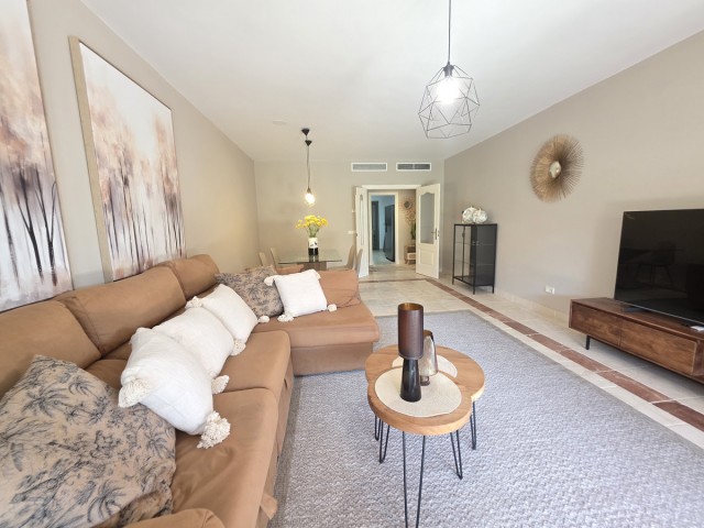 3 Bedrooms Apartment in Estepona