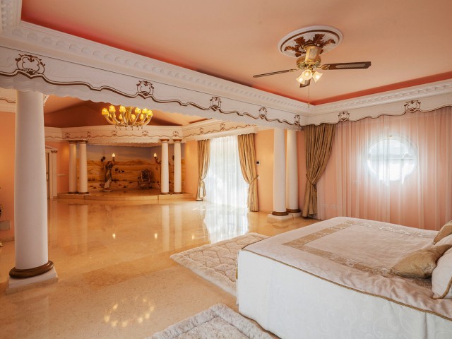 6 Slaapkamer Villa in Sotogrande Alto