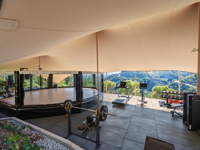 5 Schlafzimmer Villa in El Madroñal