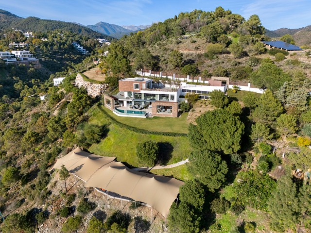 5 Bedrooms Villa in El Madroñal