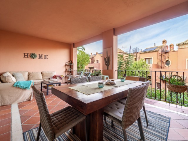 4 Makuuhuoneen Huvila Estepona