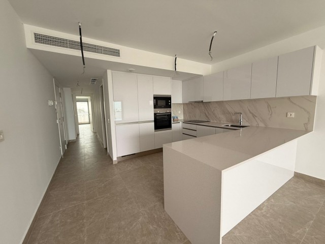 2 Bedrooms Apartment in Estepona