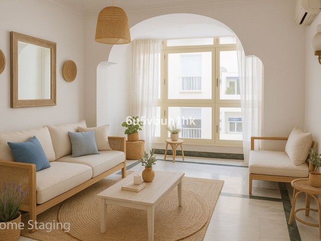 Apartamento con 2 Dormitorios  en Marbella