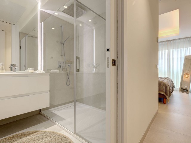 3 Bedrooms Apartment in Estepona