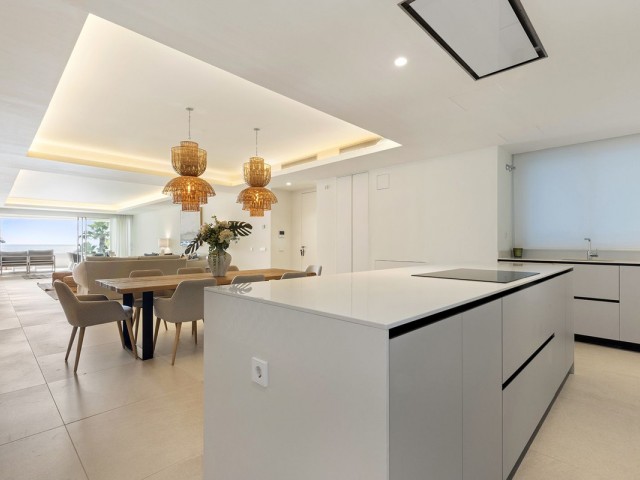 3 Bedrooms Apartment in Estepona