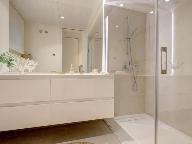 3 Bedrooms Apartment in Estepona