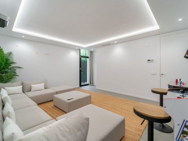 5 Bedrooms Villa in Atalaya