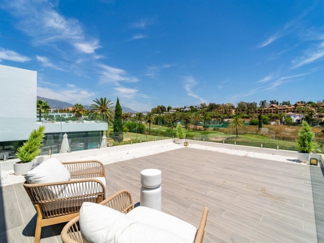 5 Bedrooms Villa in Atalaya