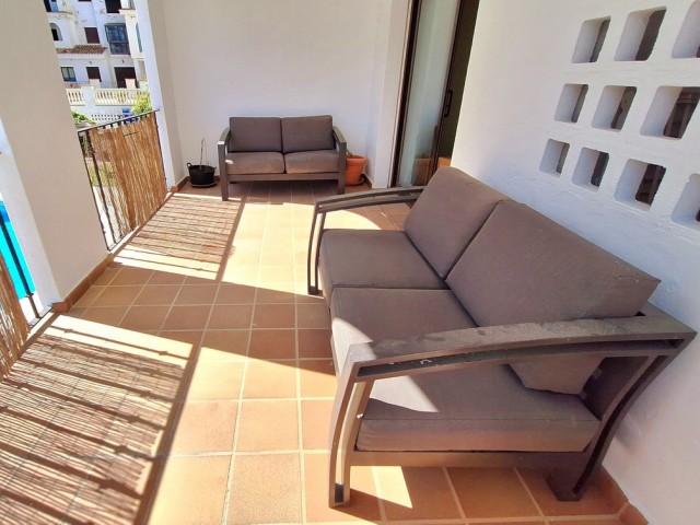 Apartamento con 2 Dormitorios  en La Duquesa