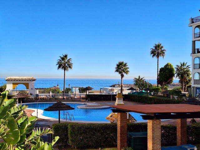 Apartamento con 2 Dormitorios  en La Duquesa