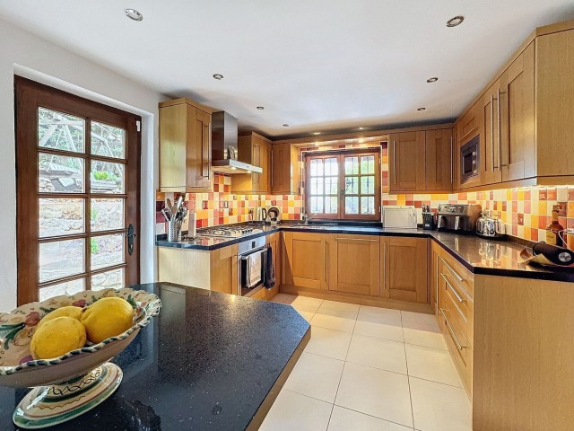 Villa con 3 Dormitorios  en Mijas