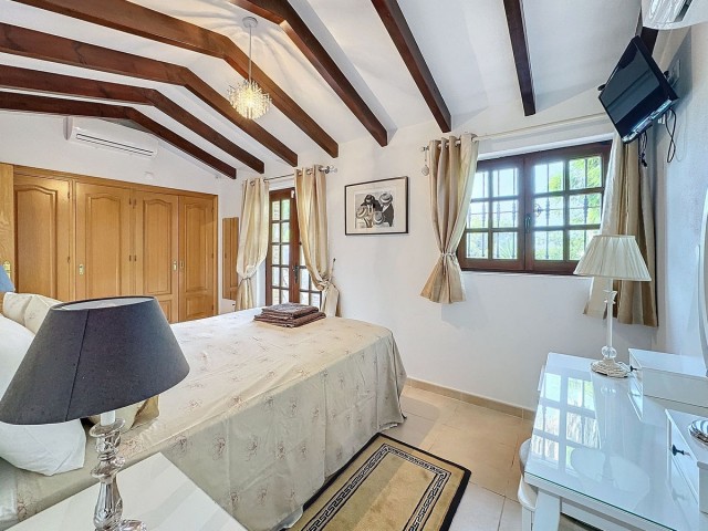 Villa con 3 Dormitorios  en Mijas