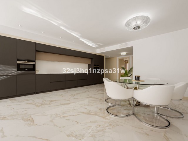 Apartamento con 3 Dormitorios  en Marbella