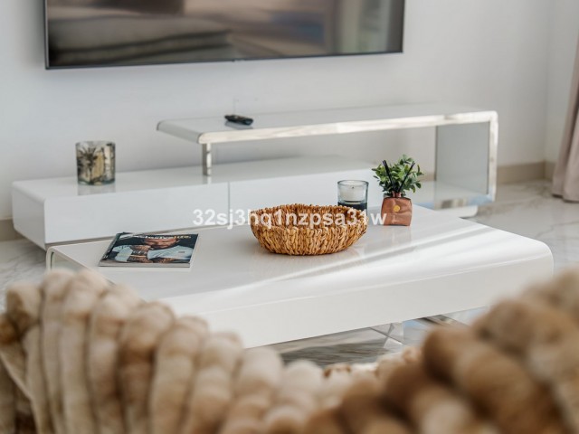 Apartamento con 3 Dormitorios  en Marbella