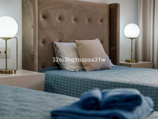 Apartamento con 3 Dormitorios  en Marbella