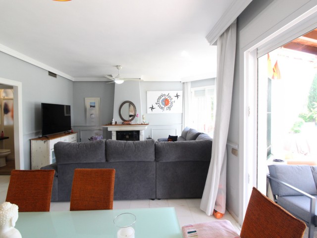 3 Schlafzimmer Reihenhaus in Nueva Andalucía