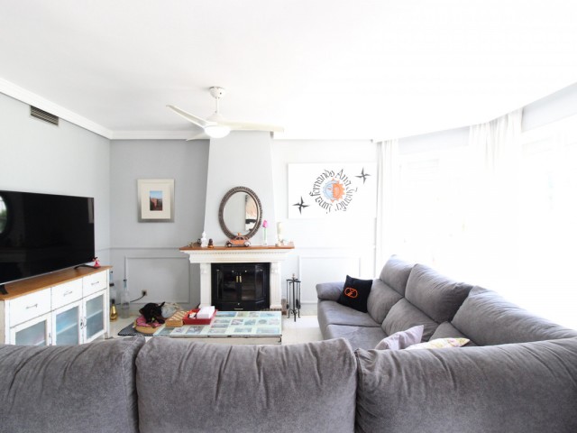 3 Schlafzimmer Reihenhaus in Nueva Andalucía