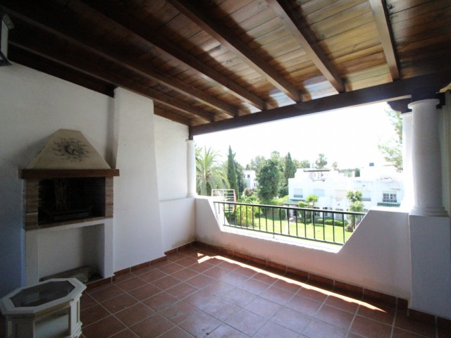 3 Schlafzimmer Reihenhaus in Nueva Andalucía