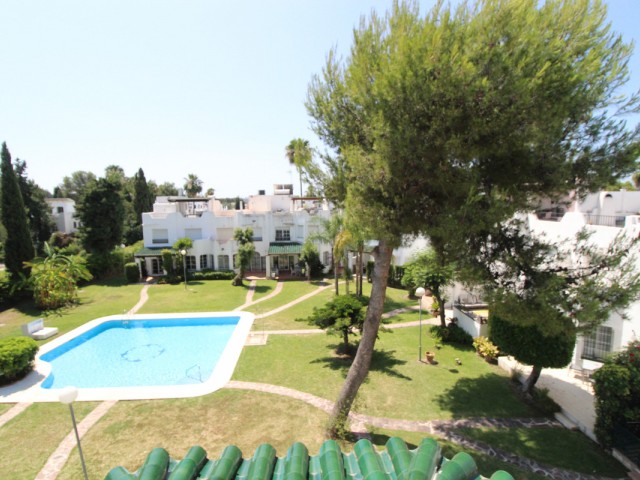 3 Schlafzimmer Reihenhaus in Nueva Andalucía